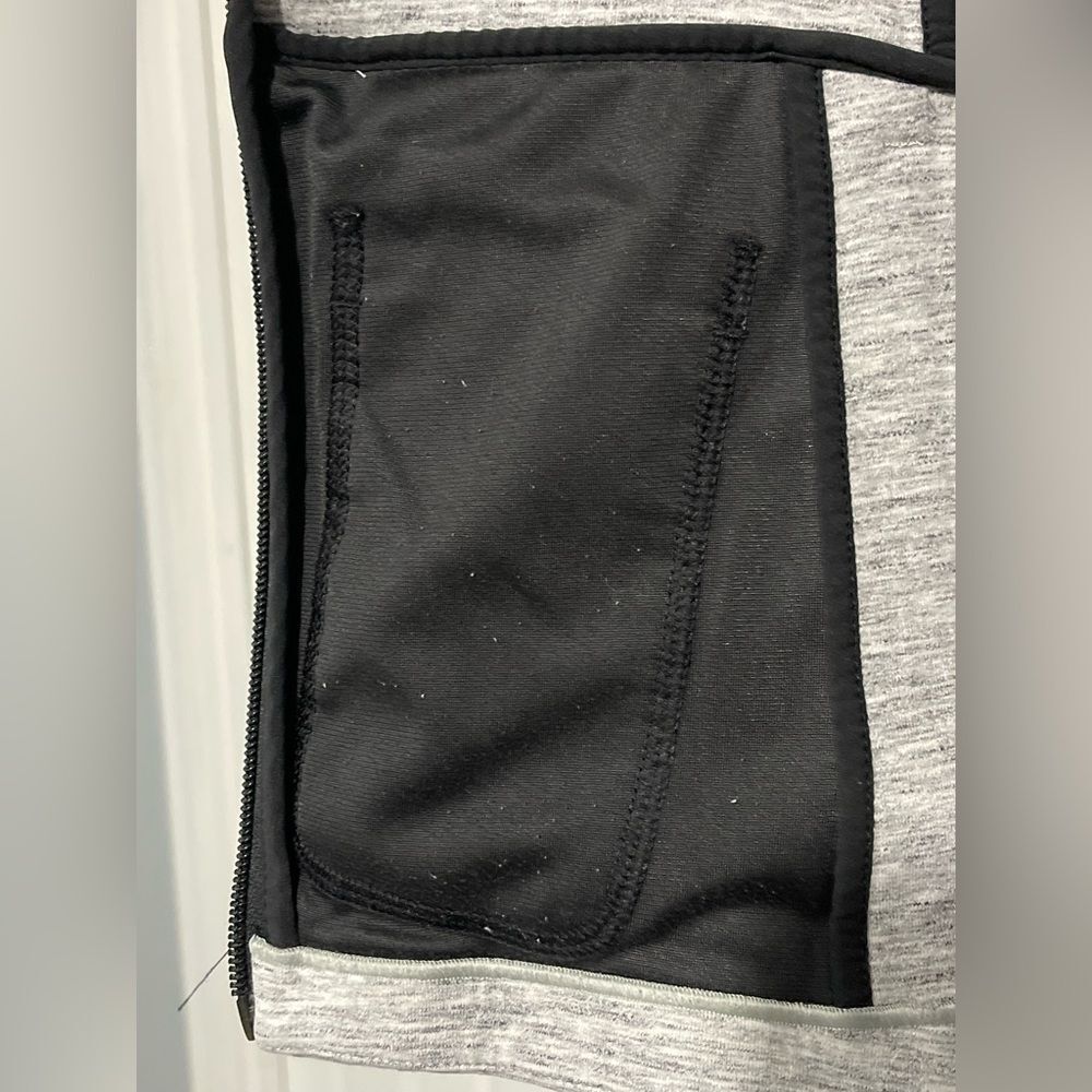 Lululemon Jacket - Picture 10 of 11
